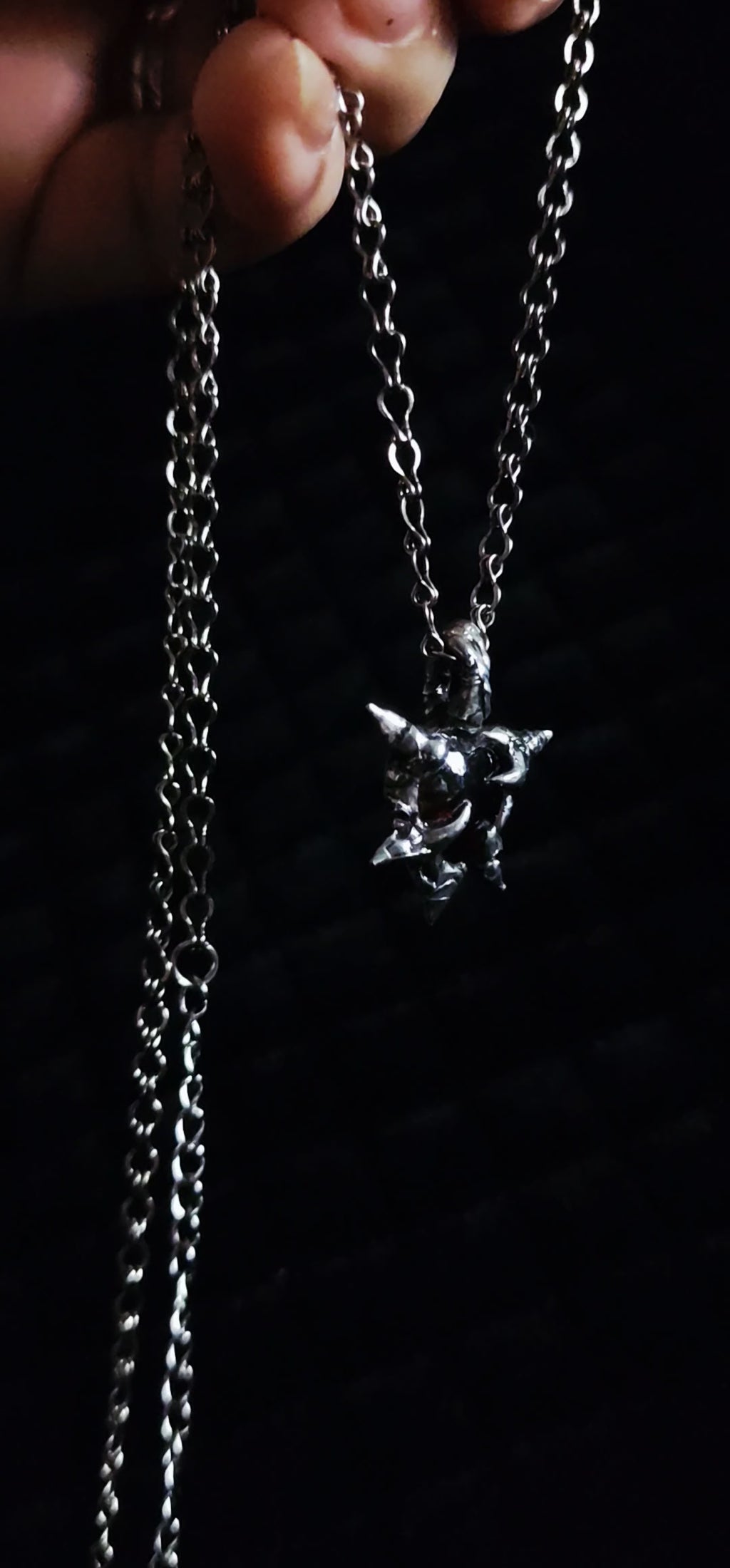 Mini Garnet Heart - 4 Corners