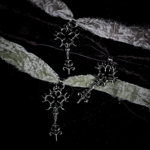 Faerie Key Choker