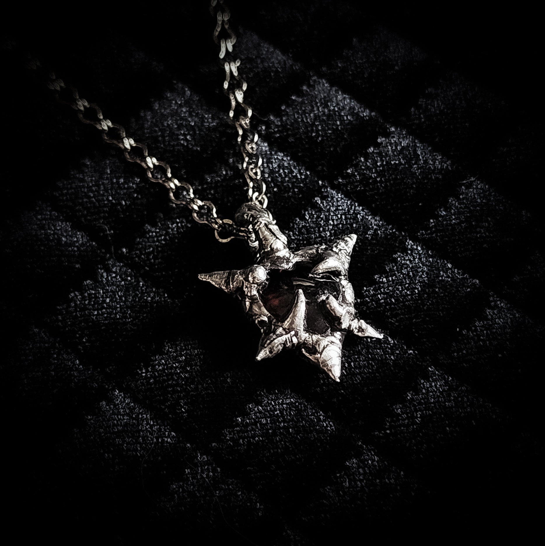 Mini Garnet Heart - 4 Corners